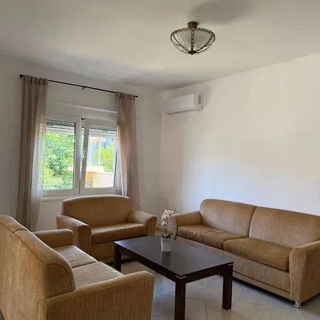 Appartement Raffis Ofrínion