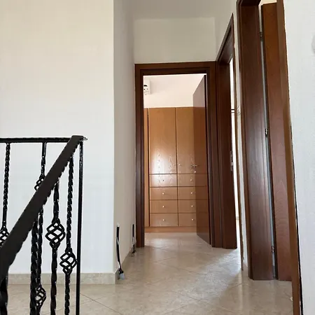 Apartment Raffis Ofrínion